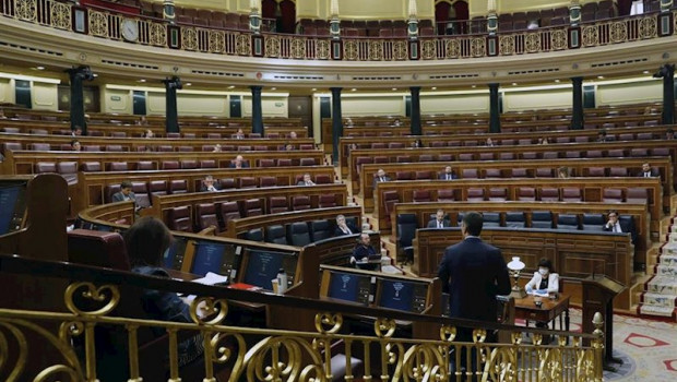 ep el presidente del gobierno pedro sanchez interviene desde su escano durante el pleno del congreso
