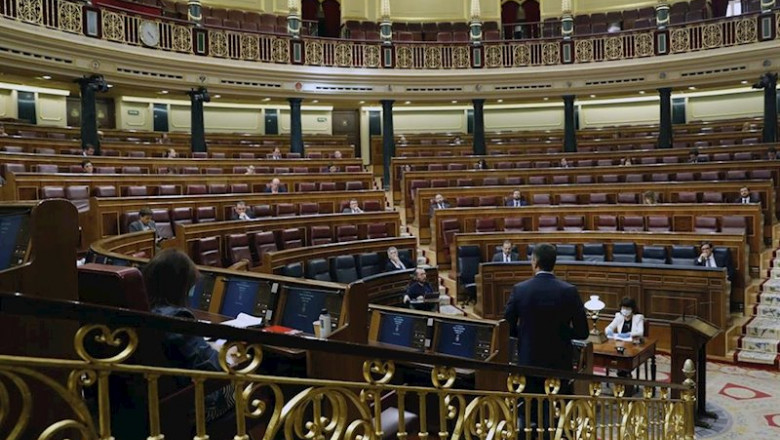 El presidente del Gobierno, Pedro Sánchez, interviene desde su escaño durante el pleno del Congreso este miércoles donde se autorizará otra prórroga del estado de alarma solicitada por el Gobierno, en Madrid (España), a 6 de mayo de 2020. | Pool ep el presidente del gobierno pedro sanchez interviene desde su escano durante el pleno del congreso