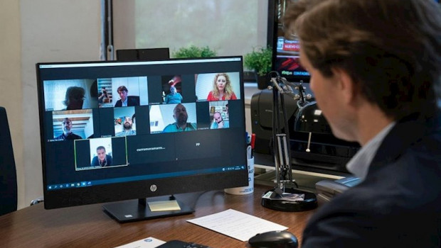ep el vicesecretario de comunicacion del pp pablo montesinos en una videoconferencia con el sector