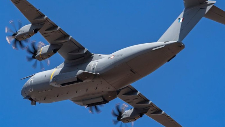 French A400M Tactical Flight | AIRBUS ep french a400m tactical flight