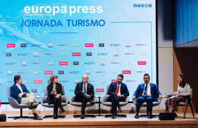 ep iati seguros iberia doca rioja grupo lopesa y repsol participan en una jornada de turismo de