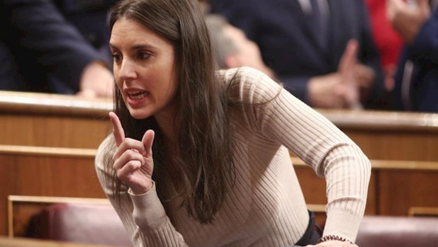 ep la portavoz de unidas podemos en el congreso irene montero durante la sesion de constitucion de