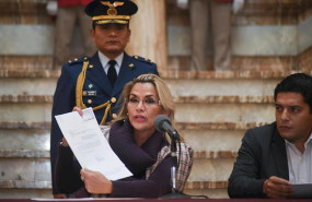 ep la presidenta interina de bolivia jeanine anez