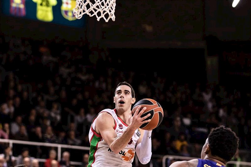 ep luca vildoza en un partido con el kirolbet baskonia