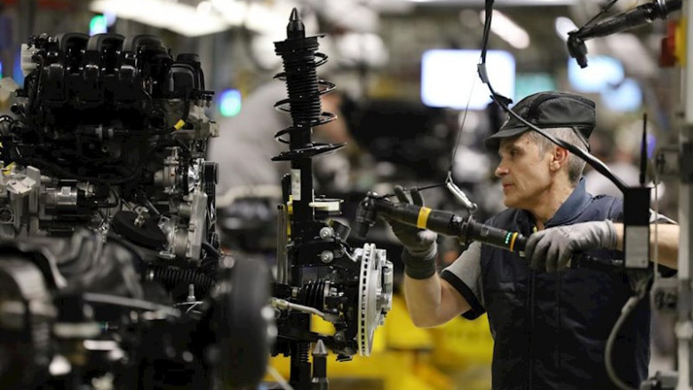 Trabajadores de la factoría de Opel en Figueruelas. | Fabián Simón - Europa Press ep trabajadores de la factoria de opel en figueruelas