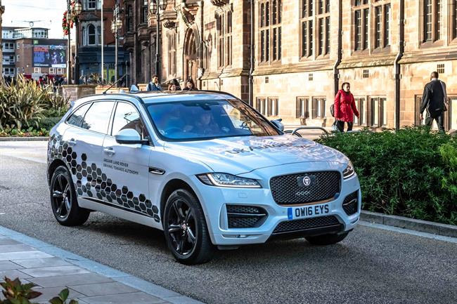 Uno de los coches autónomos de Jaguar | JAGUR LAND ROVER ep unolos coches autonomosjaguar