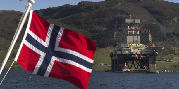 Norway sovereign wealth fund, the world's biggest, to dump oil and gas
