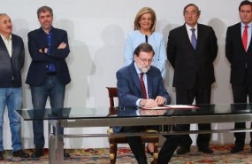 rajoy firma acuerda rajoy firma acuerda