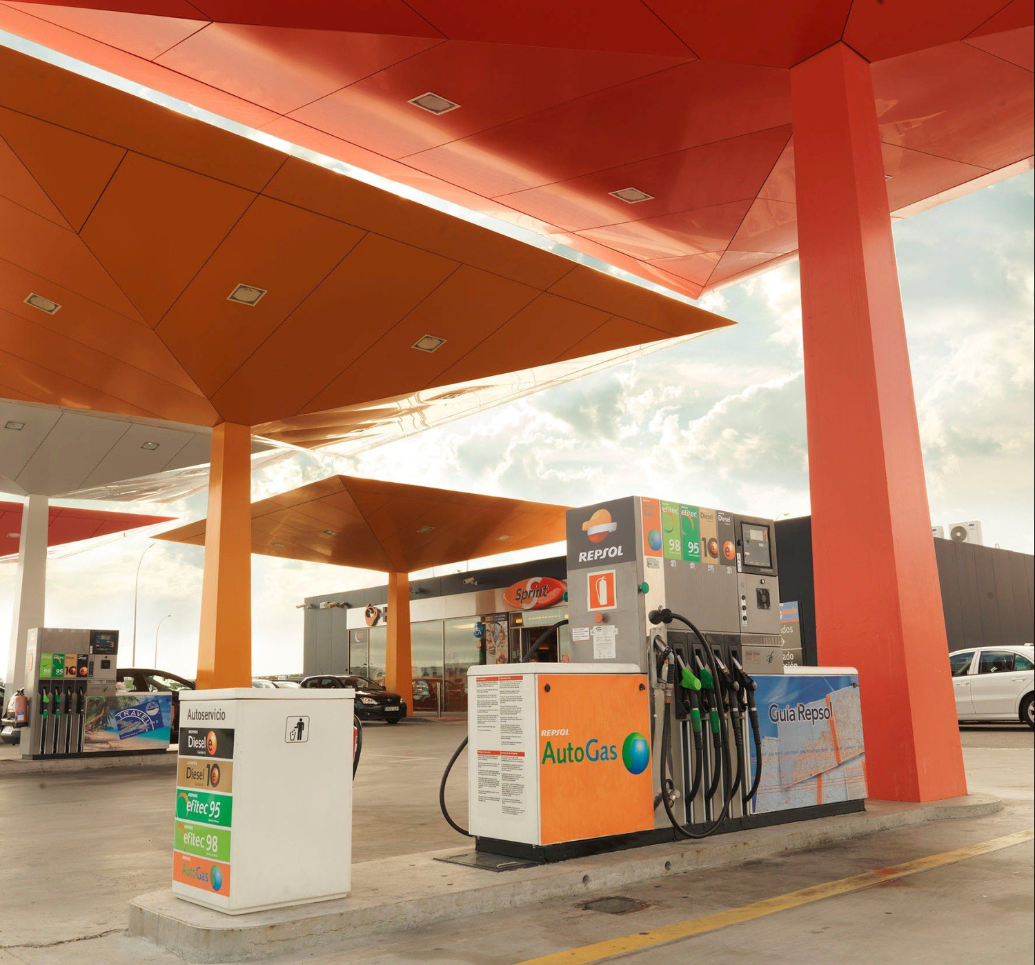 Repsol recomprará 35 millones de acciones y amortizará el 3,77% de su capital