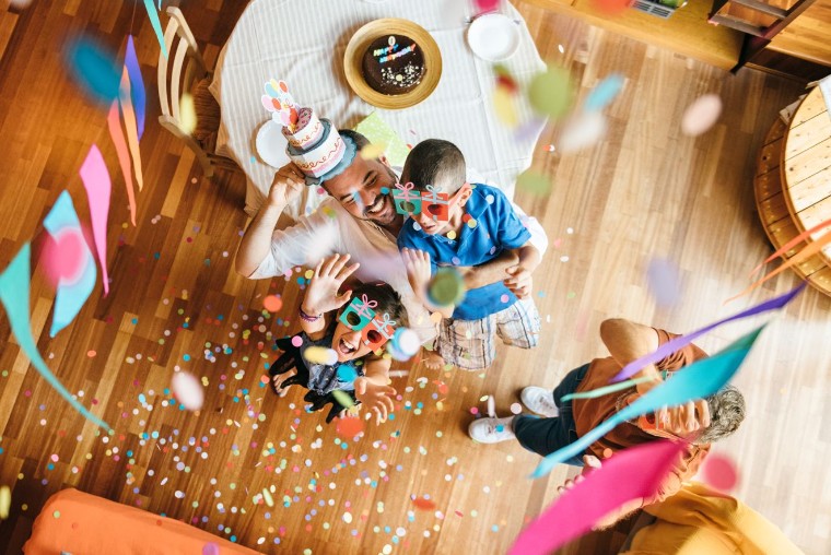 1233393 1645100791075