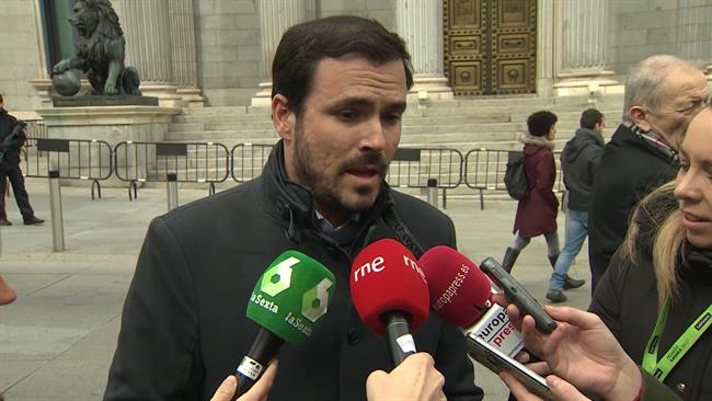 Alberto Garzón declara en la puerta del Congreso de los Diputados | EUROPA PRESS ep alberto garzon declarala puertacongresolos diputados