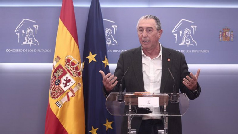 El diputado de Compromís en el Congreso, Joan Baldoví, interviene en una rueda de prensa en el Congreso de los Diputados | EUROPA PRESS/E. Parra. POOL - Europa Press ep el diputado de compromis en el congreso joan baldovi interviene en una rueda de prensa en el