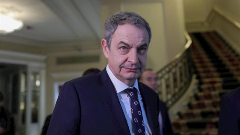 ep el expresidente del gobierno jose luis rodriguez zapatero a su llegada al desayuno informativo