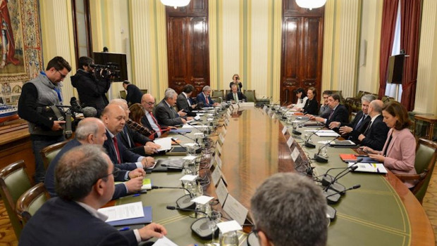 ep el ministro de agricultura pesca y alimentacion luis planas se reune con cooperativas