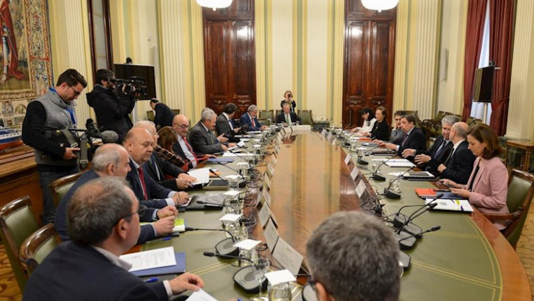 ep el ministro de agricultura pesca y alimentacion luis planas se reune con cooperativas