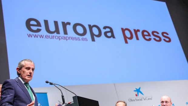 ep el presidente de europa press asis martin de cabiedes recoge el premio espiga de oro 2019 que