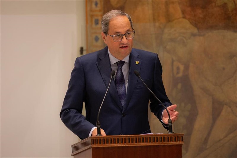 https://img2.s3wfg.com/web/img/images_uploaded/d/b/ep_el_presidente_de_la_generalitat_quim_torra_durante_su_intervencion_en_el_acto_de_toma_de_posesion.jpg