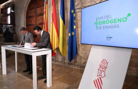 ep el presidente de la generalitat ximo puig y el consejero delegado de enagas arturo gonzalo firman