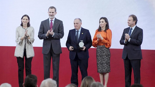 ep el presidente de laliga javier tebas recoge su acreditacion en la categoria de deportes durante a
