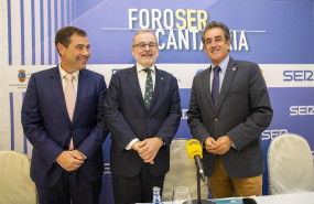 ep el rector de la uc angel pazos con el consejero de industria francisco martin en el foro ser