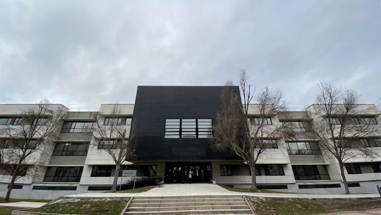 Fachada exterior de uno de los edificio de la Universidad Rey Juan Carlos en el campus de Alcorcón, Madrid. | Eduardo Parra - Europa Press - Archivo ep fachada exterior de uno de los edificio de la universidad rey juan carlos en el campus de