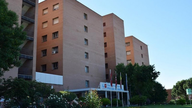 ep fachada principal del hospital universitario principe de asturias en alcala de henares