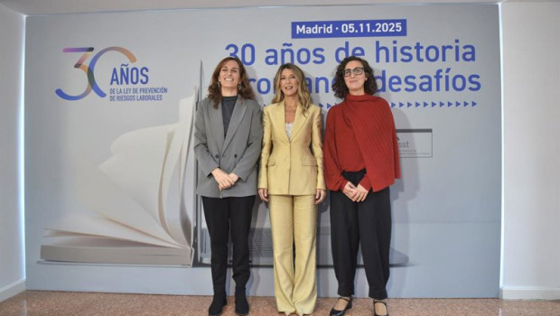 ep i d la ministra de sanidad monica garcia la vicepresidenta segunda y ministra de trabajo y