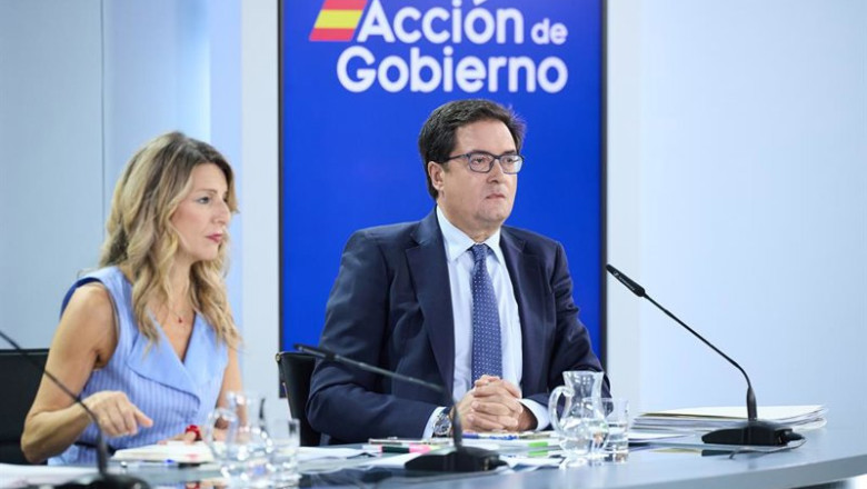 ep la vicepresidenta segunda y ministra de trabajo yolanda diaz y el ministro para la transformacion
