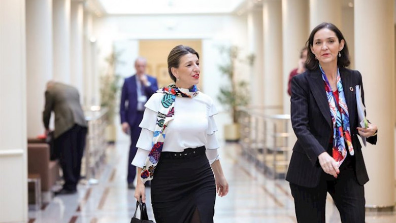Las ministras de Trabajo y Economía Social, Yolanda Díaz, y de Industria, Comercio y Turismo, Reyes Maroto | Jesús Hellín - Europa Press - Archivo ep las ministras de trabajo y economia social yolanda diaz y de industria comercio y turismo reyes