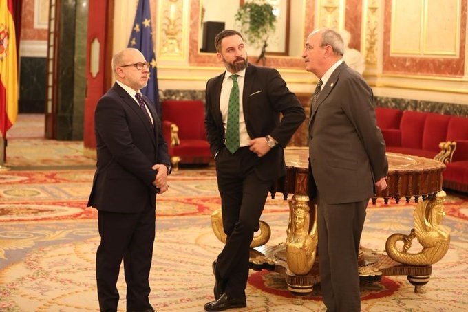 Santiago Abascal con Francisco José Alcaraz y Dioego Salvá, los diputados de Vox con familiares asesinados por ETA | VOX ep santiago abascal con francisco jose alcaraz y dioego salva los diputados de vox con familiares