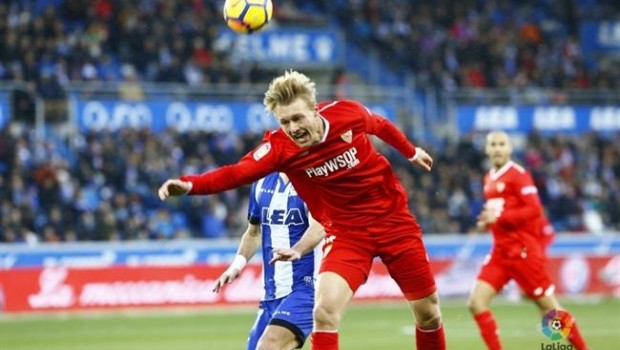 ep simon kjaer jugadorsevilla