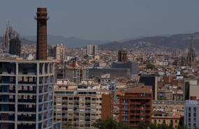 ep varios edificios de viviendas vistos desde el mirador del poble sec