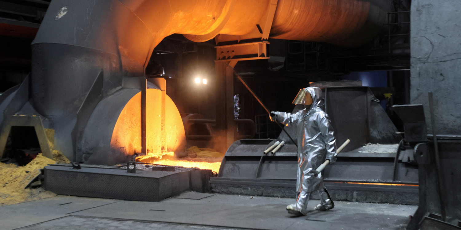 Thyssenkrupp sale de pérdidas y gana 532 millones, pero prevé volver a números rojos en 2026