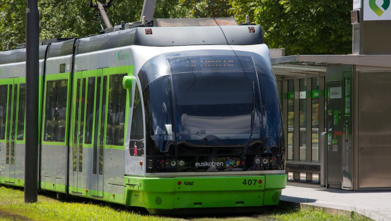 bilbao tranvia euskotren 2media