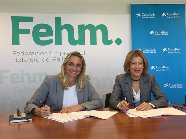 CaixaBank y la FEHM firman un acuerdo para impulsar el sector hotelero | CAIXABANK ep caixabankla fehm firmanacuerdoimpulsarsector hotelero