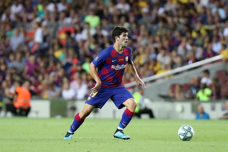 ep carles alena durante un partido con el fc barcelona