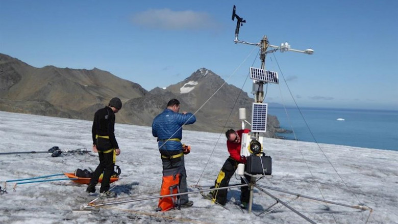 ep cientificos toman datos meteorologicos en una base antartica espanola en el verano de 2020 ep cientificos toman datos meteorologicos en una base antartica espanola en el verano de 2020
