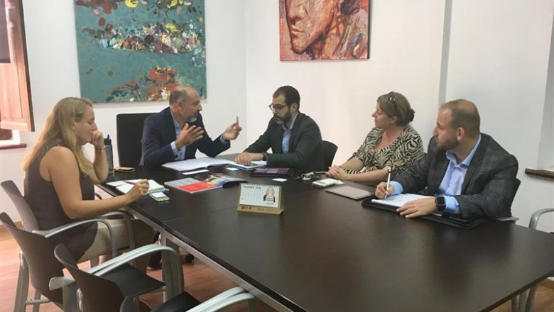 ep el conseller de turismo y deportes del consell de mallorca andreu serra ha recibido este martes a