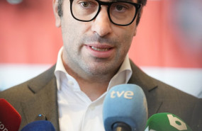 ep el ministro de economia comercio y empresa carlos cuerpo atiende a los medios tras el acto 20251120125004