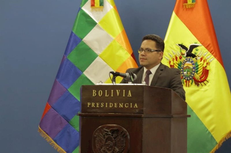 ep el viceministro de coordinacion con los movimientos sociales de bolivia eddy luis franco