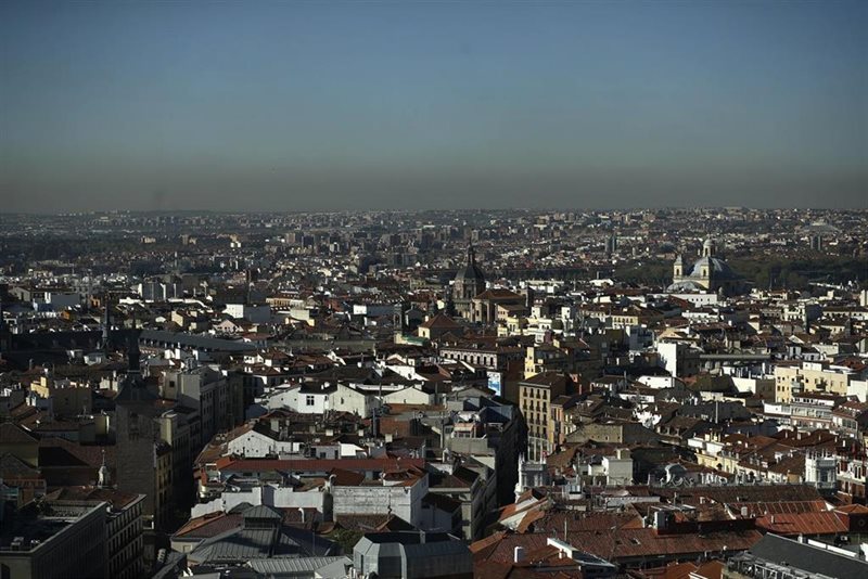 ep imagen de la ciudad de madrid con evidentes efectos de la contaminacion