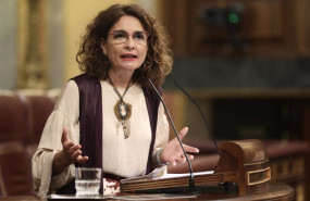 ep la ministra de hacienda maria jesus montero interviene en una sesion plenaria del congreso
