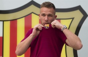 ep nuevo jugadorbarcelona brasileno arthur