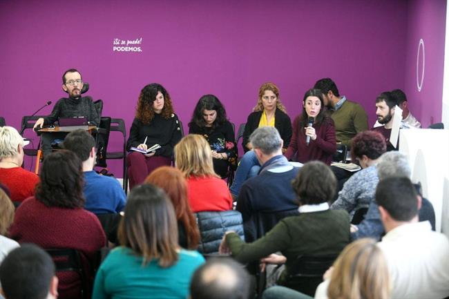 Pablo Echenique e Irene Montero en la reunión del Comité de Campaña de Podemos | DANI GAGO/PODEMOS ep pablo echenique e irene monterola reunioncomite de campanapodemos