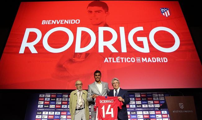 Rodri junto a Cerezo y Manuel Briñas | ATLÉTICO DE MADRID ep rodria cerezomanuel brinas