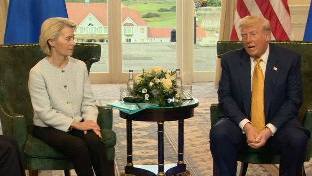 ep ursula von der leyen y donald trump en turnberry escocia ep ursula von der leyen y donald trump en turnberry escocia