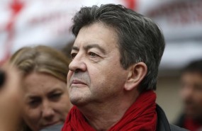 jean-luc-melenchon-prone-une-nouvelle-majorite