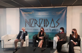 1646136484 juan carlos mart n fragueiro director gerente de opromar con las protagonistas del corto 