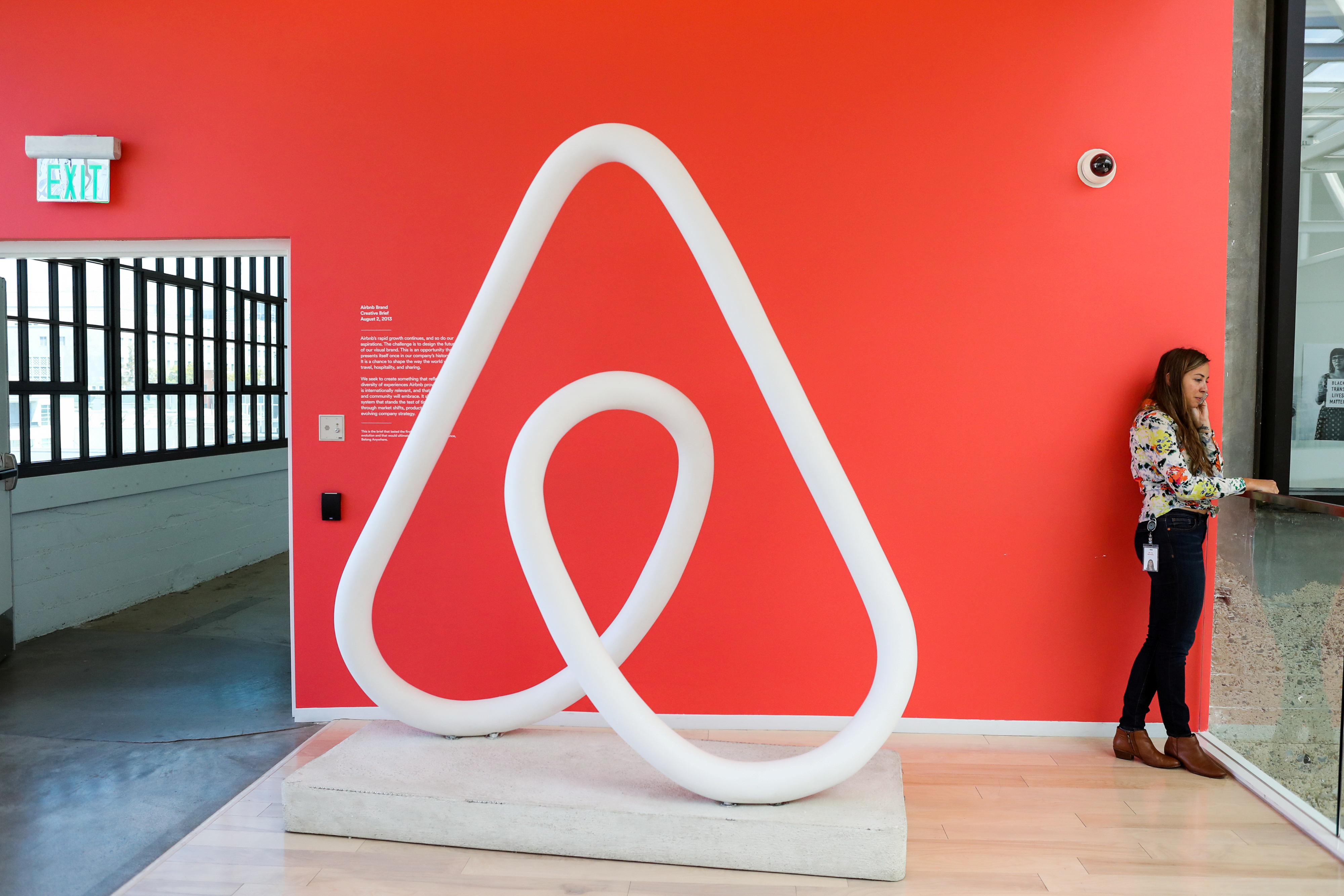 airbnb-annonce-son-intention-de-s-introduire-en-bourse-en-2020