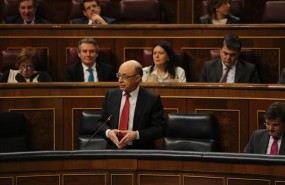 cristobal_montoro_en_la_sesion_de_control_al_gobierno_en_el_congreso